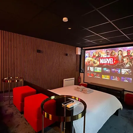 Apartment 4k Cinema, Jacuzzi *